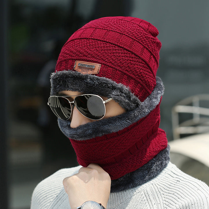 Strickmütze und Loopschal mit Fleecefutter