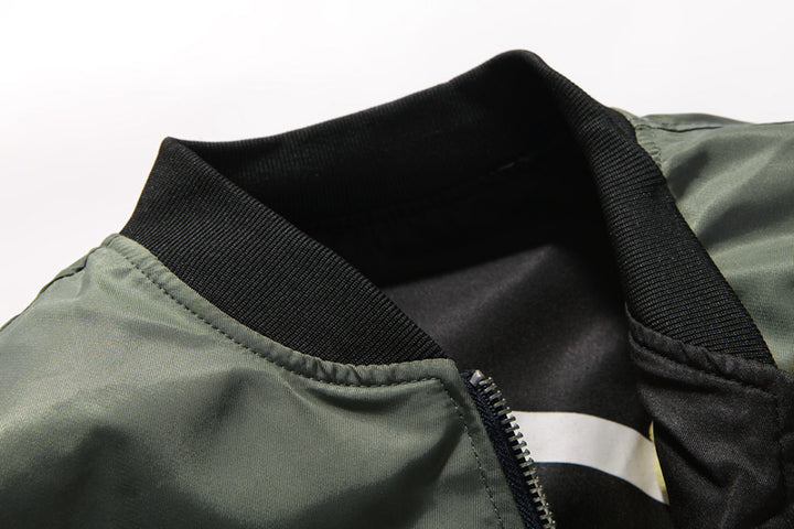 Herren Bomberjacke in Armeegrün mit Patch