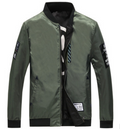 Herren Bomberjacke in Armeegrün mit Patch