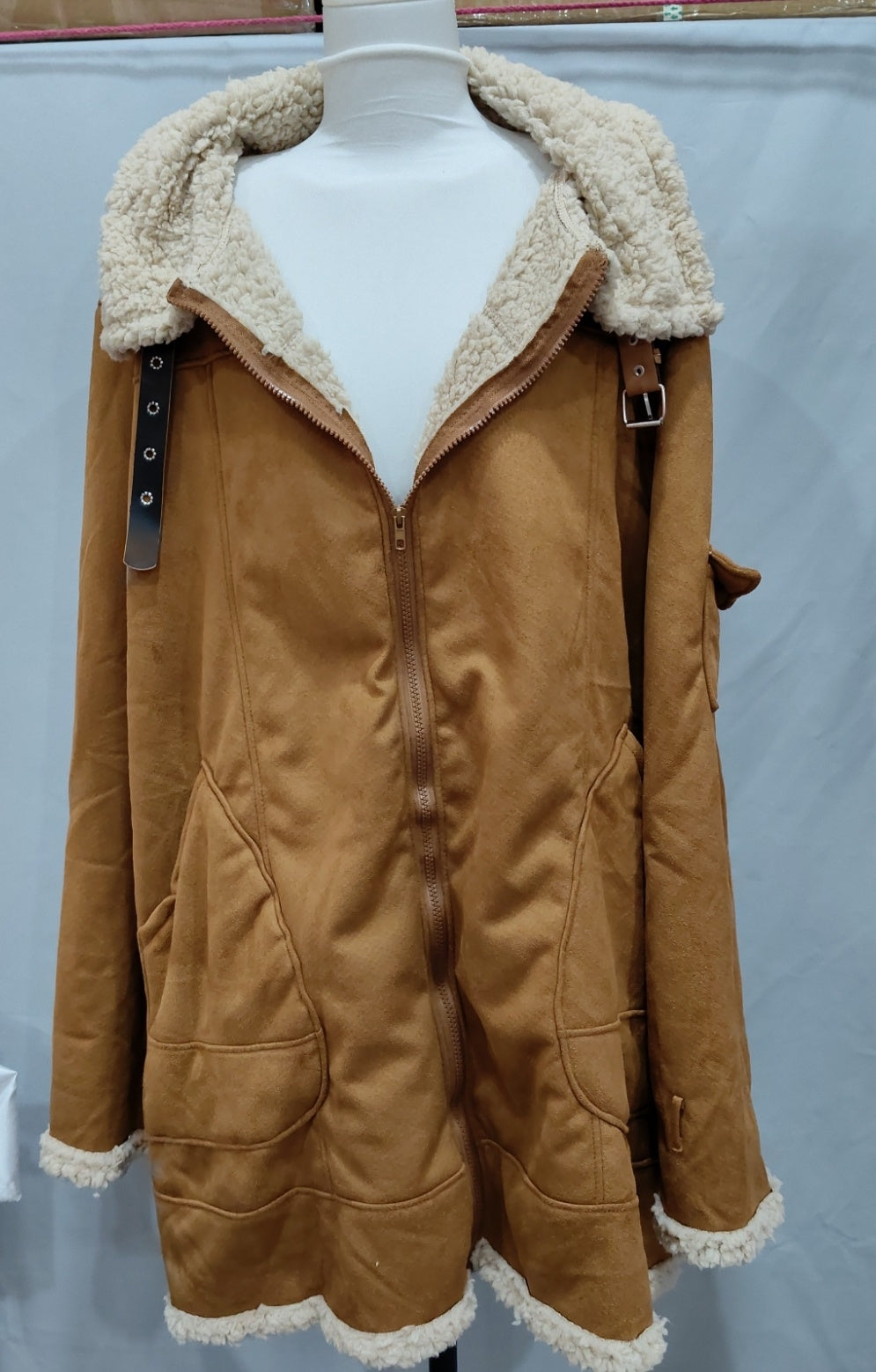 Herren Winterjacke mit grossem Fellkragen