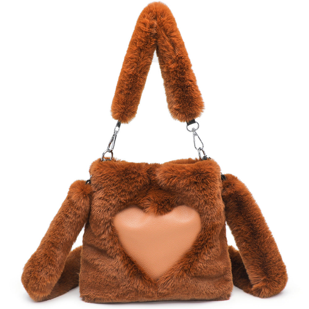 Flauschige Herztasche mit Hasenohren
