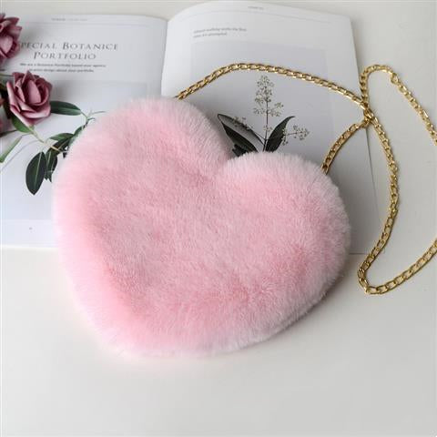 Herzförmige Plüschtasche mit goldener Kette