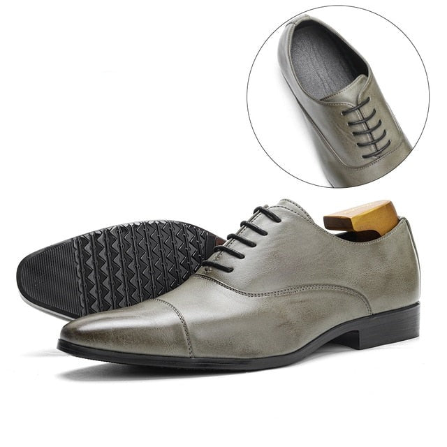 Herren Oxford Pantoletten mit Cap-Toe und Schnürung