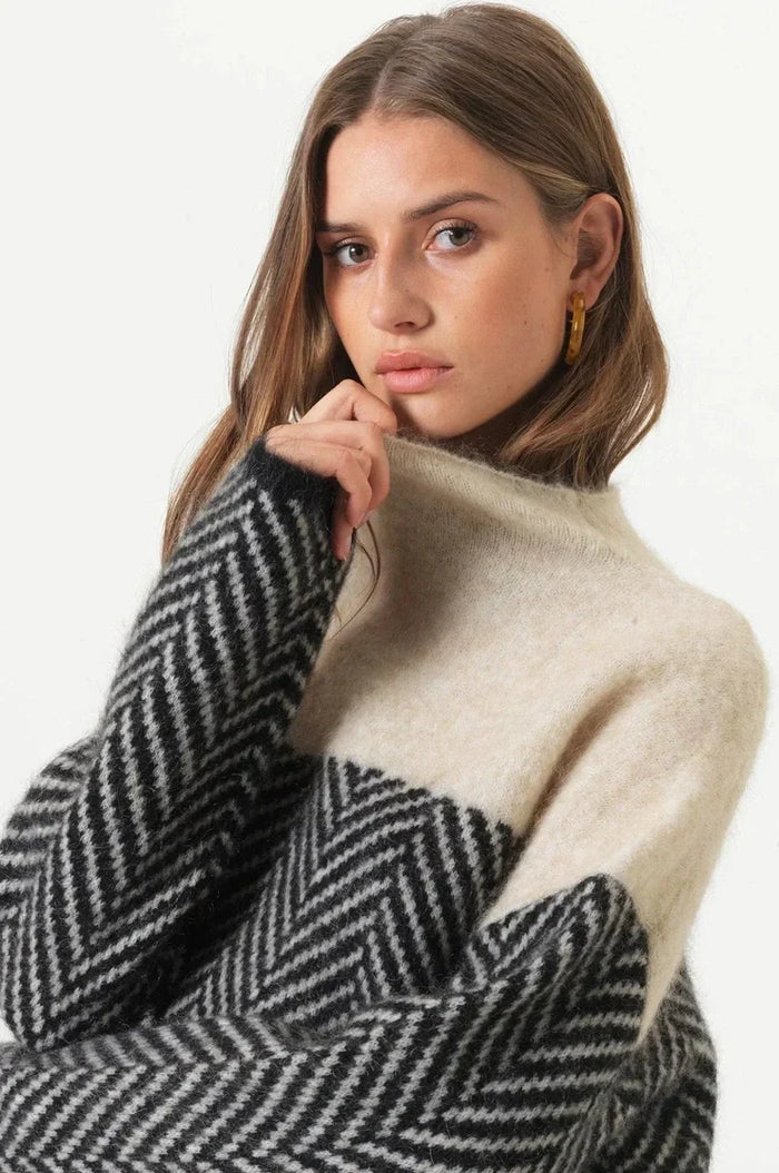 Damen Colorblock-Pullover mit Fischgrätmuster und Rollkragen