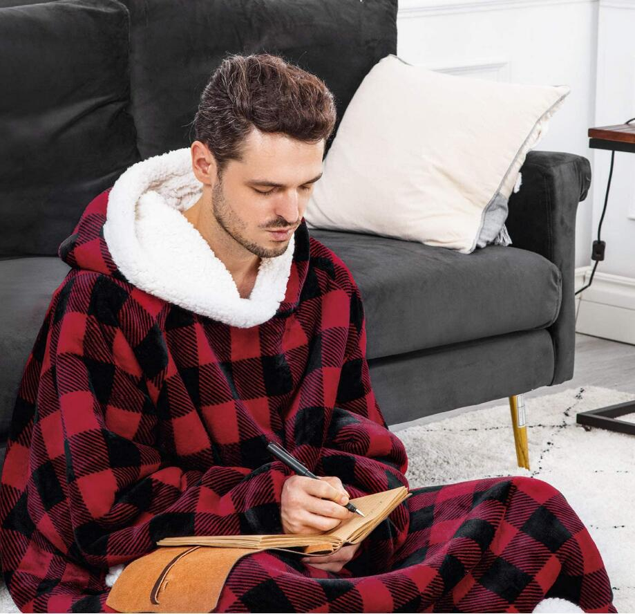 Übergrosse Hoodie-Decke mit Sherpa-Kapuze