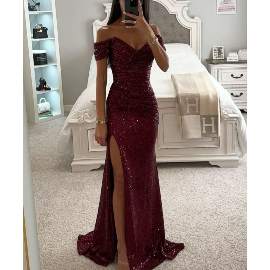 Langes Paillettenkleid schulterfrei mit Beinschlitz