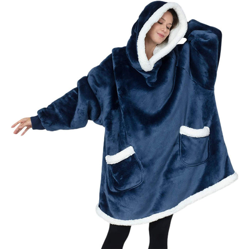 Übergrosse Hoodie-Decke mit Sherpa-Kapuze