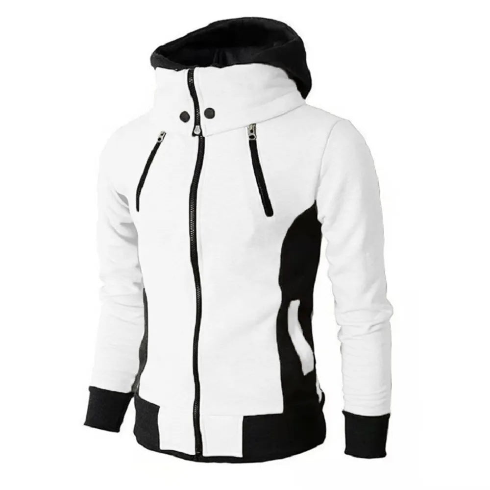 Mann in grauer Sweatjacke mit hohem Kragen