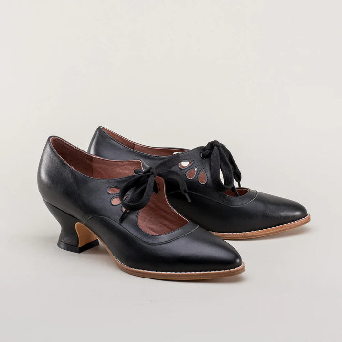 Damen Schnürpumps mit Blockabsatz und Cutout-Detail
